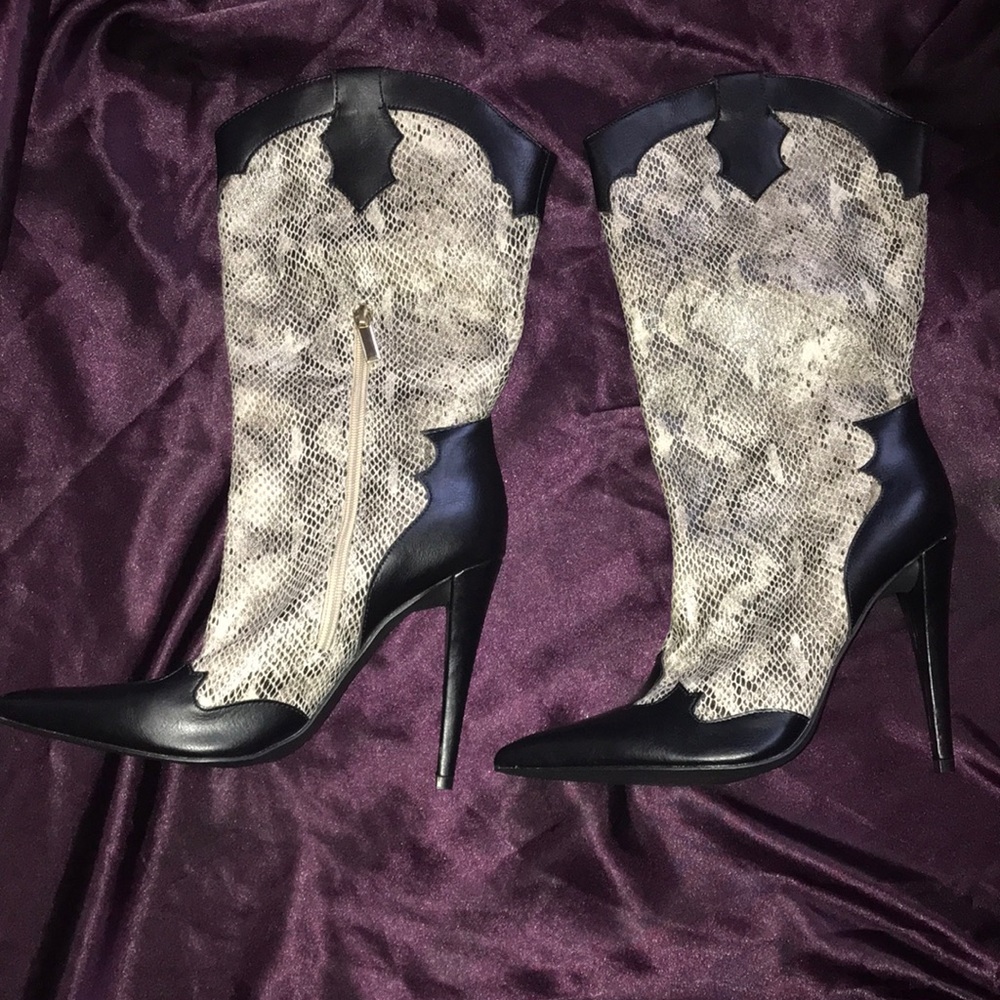 Snake Print CowGirl Boots